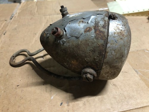 Antike lampe mit marke - lampe,