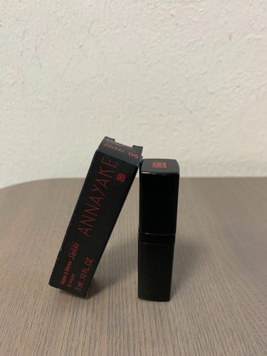 Annayake laque à lèvres - -,