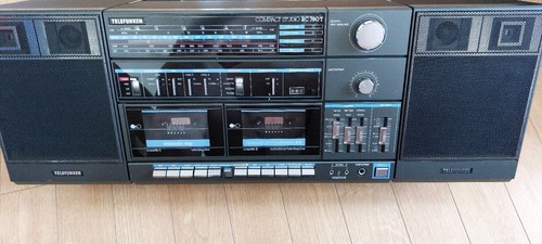 Ghettoblaster - ,