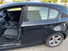 Tür hinten links BMW 1er E87 LCI Baujahr 2004 - 2011 Schwarz 2 II 668 komplett
