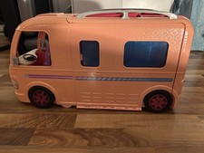 Mattel Barbie Super Abenteuer-Camper  Barbie Wohnmobil / Camper mit viel Zubehör