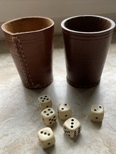 Knobelbecher aus Leder 2
