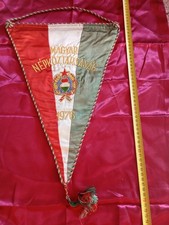 Alter gestickter wimpel : UNGARISCHE VOLKSREPUBLIK 1976 * Magyar Népköztársaság