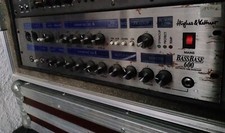 Hughes& Kettner Bass Base 600 Topteil Preamp 650 W