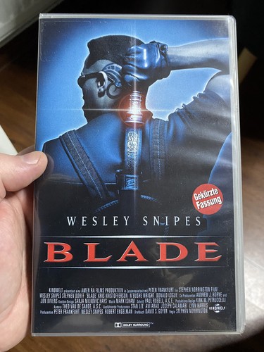 BLADE-VHS-1999-KOMPLETT-blade