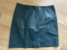 Amisu, Minirock, Kunstleder, grün, Gr.42, Neu