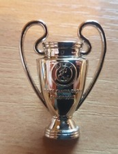 Champions League - Pokal-Pin 4
