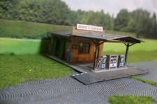 HO sehr schöne Tankstelle von Pola