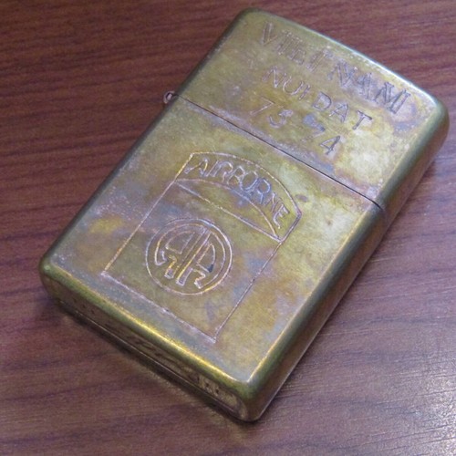 Zippo vietnam nui dat - vietnam,