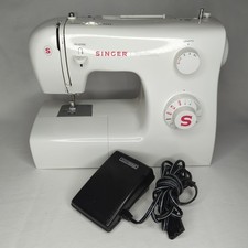 Singer Model 2250 Tradition