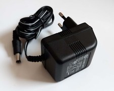 Trafo 9VAC - 0,3A AC/AC Wechsespannung-Ausgang Transformator Stecker-Netzteil 9V