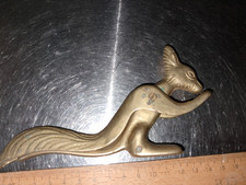 Verspielter Nussknacker aus Messing