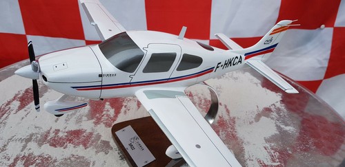 Cirrus leicht flugzeug - sr,