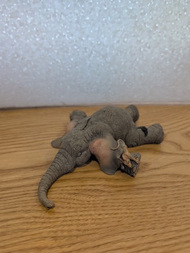 Tuskers henry friend - tuskers, &