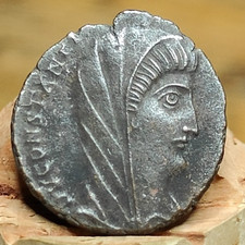 Divus Konstantin Münze mit