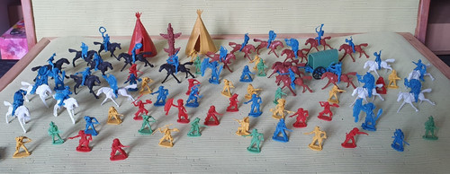 Konvolut figuren klein - figuren,