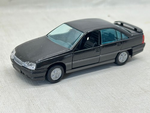 Gama 1131 opel omega 3000 - gama, 1/43