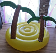 Riesige SCHWIMMINSEL "Palm