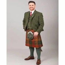 Waldgrün Tweed Kilt Outfit