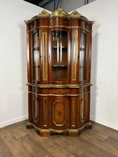 Serpentin vitrine mit - serpentin,
