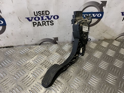 Volvo v70 2009 diesel gaspedal - v70,