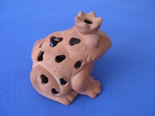 Alte Gartenfigur, Ton/Keramik, Gartenskulptur, Dekoskulptur, FROSCH MIT KRONE