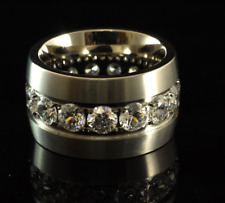 Ring Edelstahl Gr 61  Marke Kado Design 15 mm breit mit 14 Zirkonia Steinen