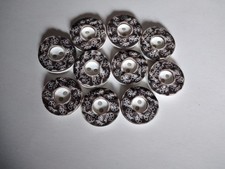 10 ZWEILOCH TRACHTENKNÖPFE