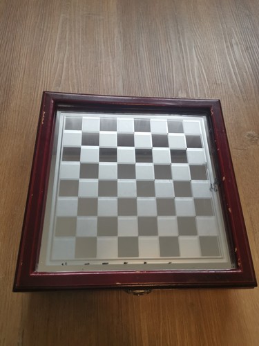 Schachspiel - ,
