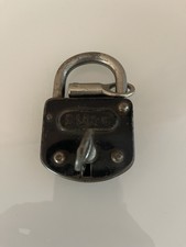 Burg Vorhängeschloss Vintage Schloß Starker Riegel alt 