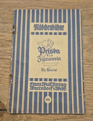 Mädchenbühne priska die - mädchenbühne*,