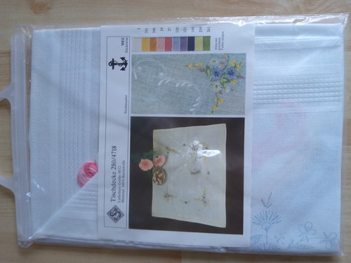 Stickpackung mitteldecke - stickpackung,