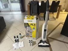 Kärcher FC5 Premium Hartbodenreiniger Nass Staubsauger 2-in-1-Funktion 