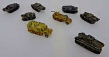 Konvolut 8 Stück Wehrmachtsmodelle Panzer und Kraftwagen 1:200 (111467)