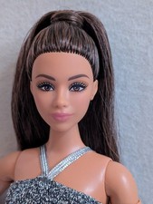 Barbie Collector Curvy Basics