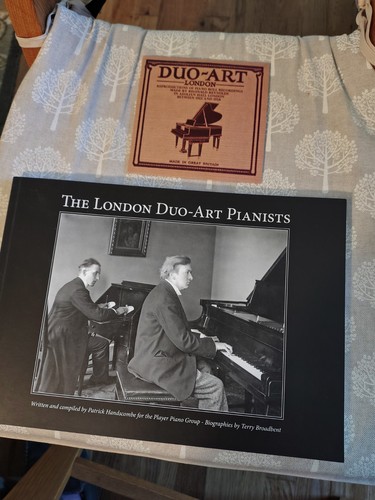 The london duo art - the, pianists