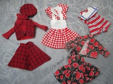 Barbiekleidung: für Barbie's Schwester Skipper, rot/weiß