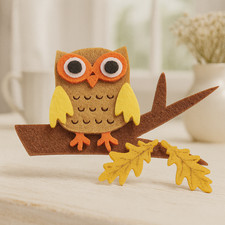 Filz Eule auf Ast ca. 7x9,5cm