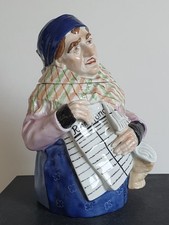 Antiker Bierkrug Dame