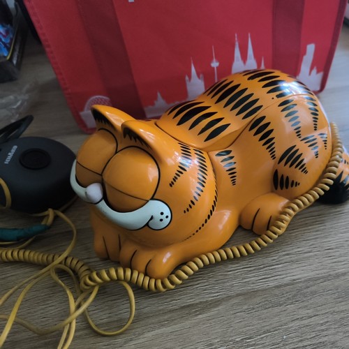 Altes telefon garfield - altes,