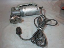 AEG Blechschere Nippler Knapper 3 mm Blechplatte 