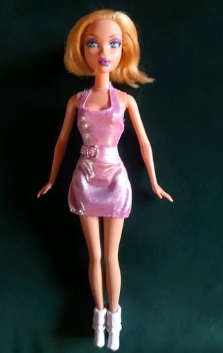 Scene barbie von - von, mattel