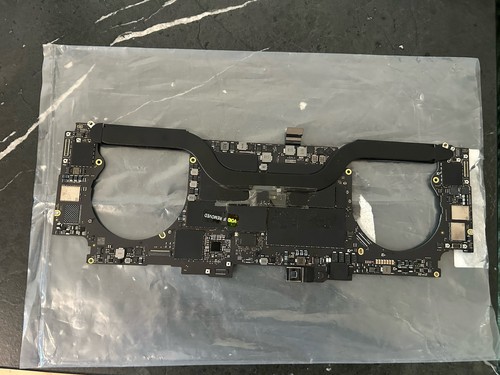 Macbook pro a2141 - pro, logic