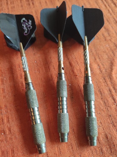 Dartpfeile dreiteiliges set - dartpfeile,