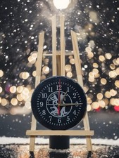 Uhr auf schieferplatte motiv - uhr,