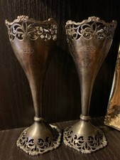 Sterlingsilber. 925er Standard, zwei Vasen