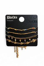 Rita Ora x Primark Goldfarben