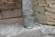 Krippenzubehör - Eimer aus Metall - 2 cm - 