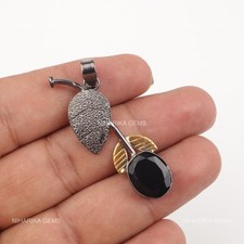 Schwarzer Onyx Stein