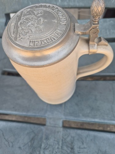 Bierkrug bier krug - 1,